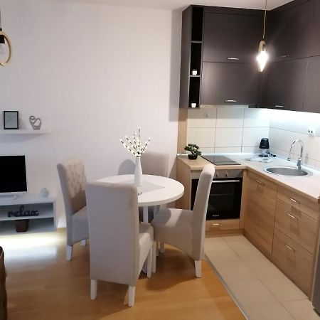 ג'אגודינה Emili Apartman מראה חיצוני תמונה