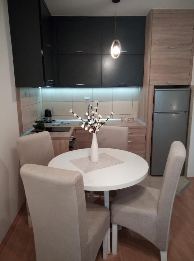 ג'אגודינה Emili Apartman מראה חיצוני תמונה